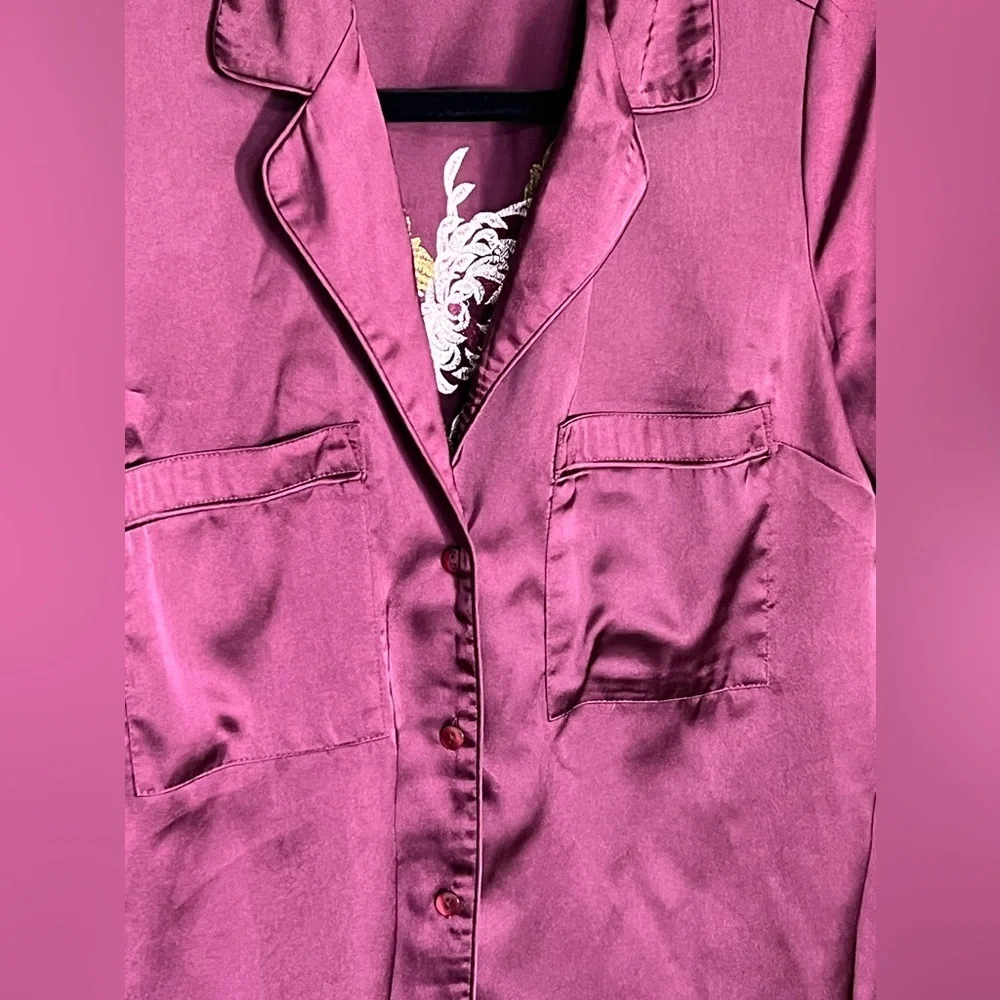 ASOS Maroon Embroidered Back Button Up Top size 4 - Picture 4 of 10